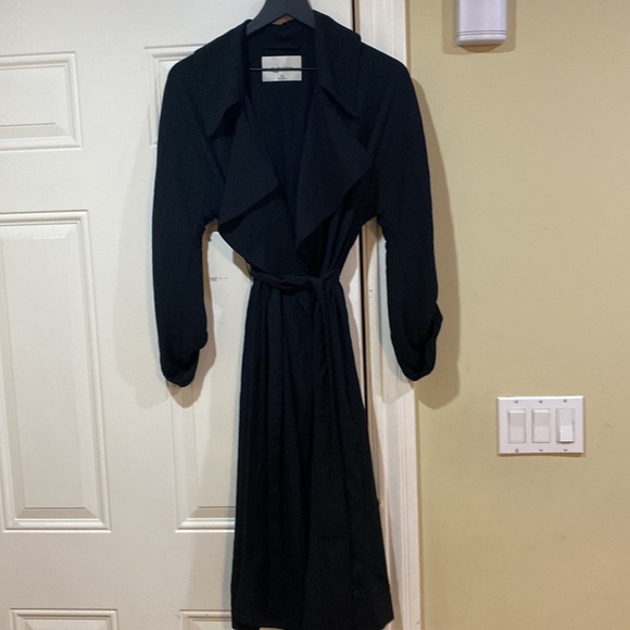New Aritzia Babaton black Drape Trench Coat duster - Picture 4 of 6